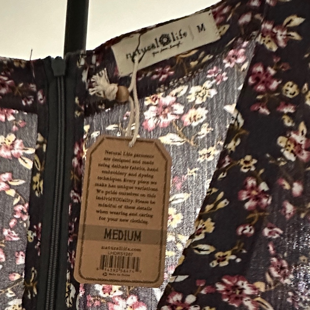 NATURAL LIFE NWT Floral Maxi Dress in GRAY with Pink and Cream Flowers - Picture 2 of 4